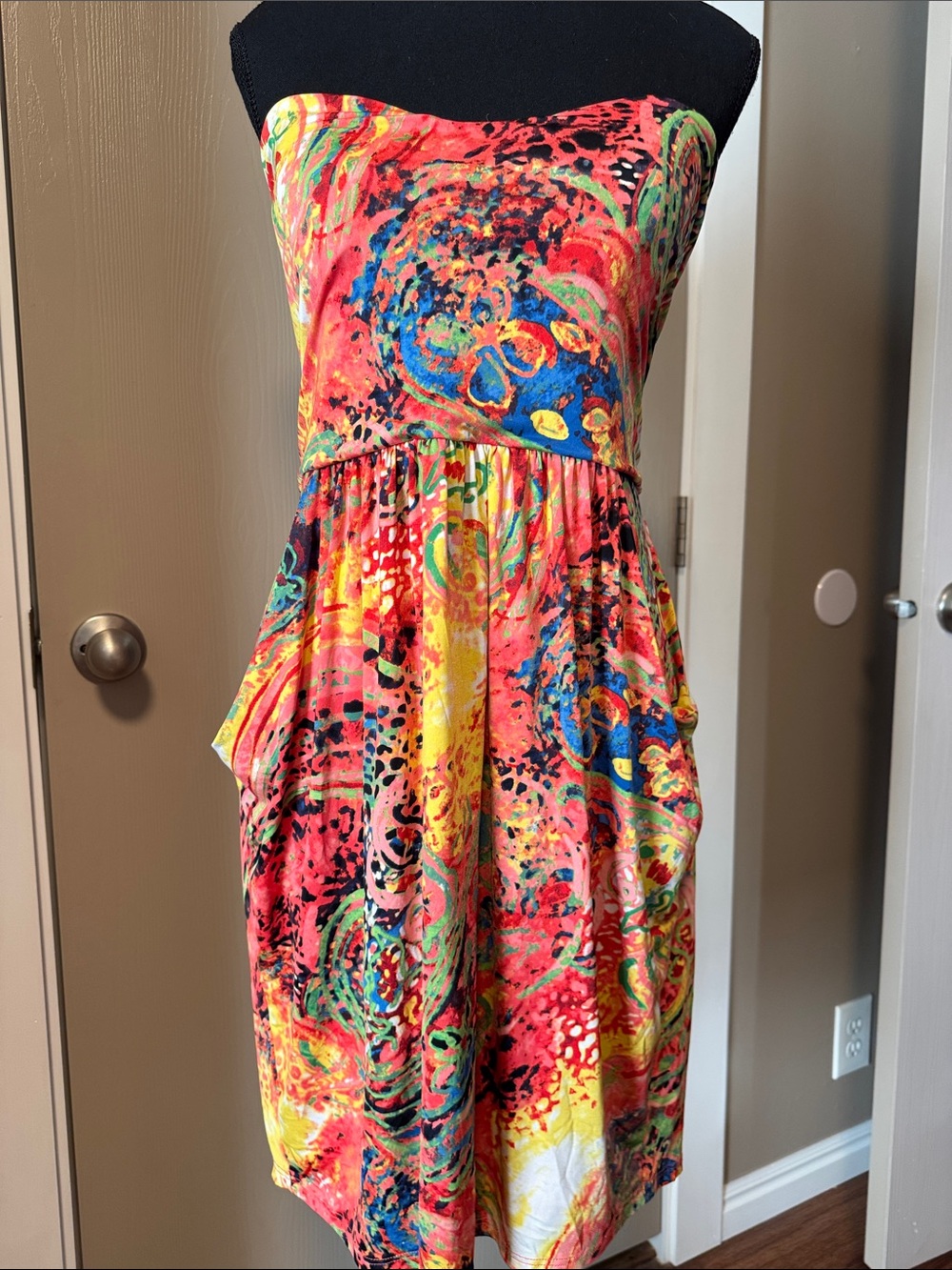 Fashion to Figure Strapless Tropical Print Dress in Coral, Blue, Yellow